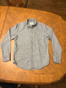 American Eagle shirt small light grey color