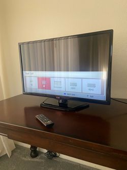 32’ LG Flat Screen TV with Remote