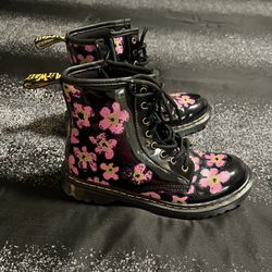 Girls sz3 Dr. Martens Air Wair Junior 1460 Pansy Patent Leather Zip Up Boots.