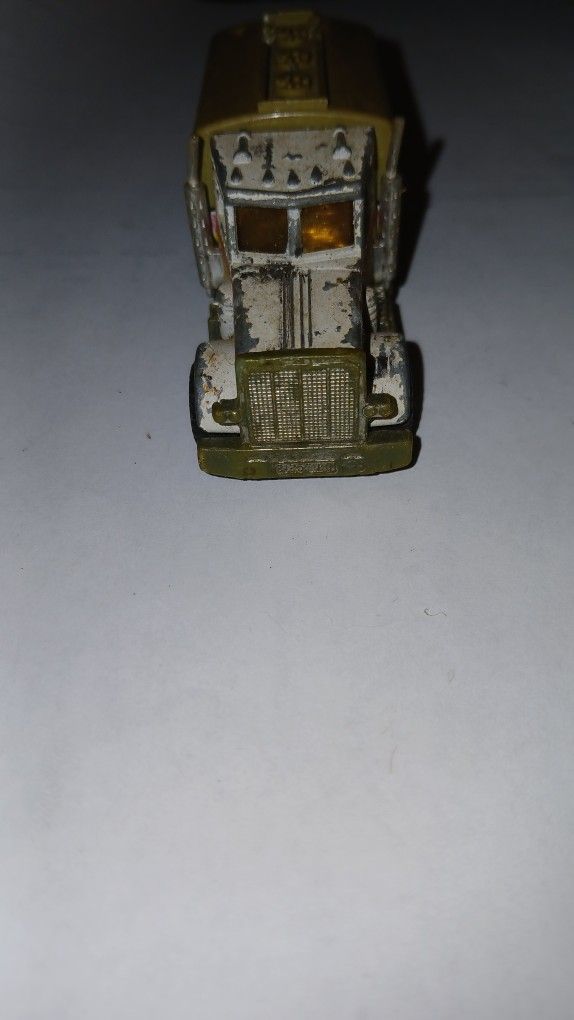Vintage 1981 MATCHBOX #56 PETERBUILT SHELL TANKER Rare Original Old Car Silver +.