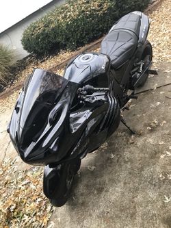 2012 Kawasaki Zx14r with 300 fat tire kit for Sale in