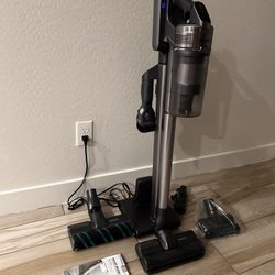 Samsung Jet 90 Cordless Stick Vacuum 