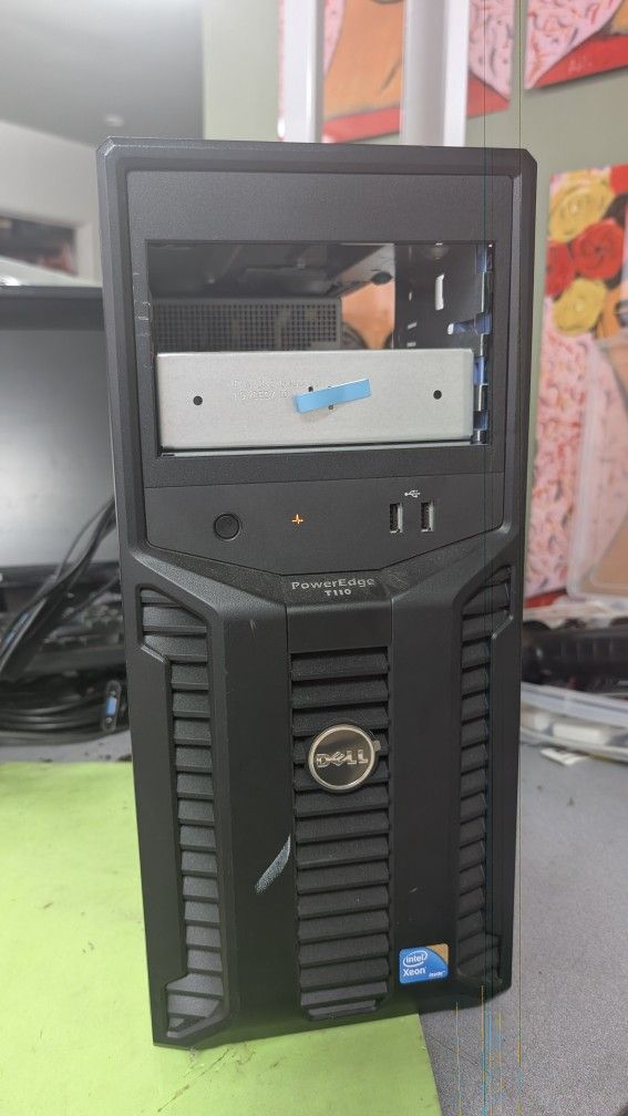 Dell Poweredge T110 Server