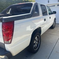 2004 Chevy Avalanche