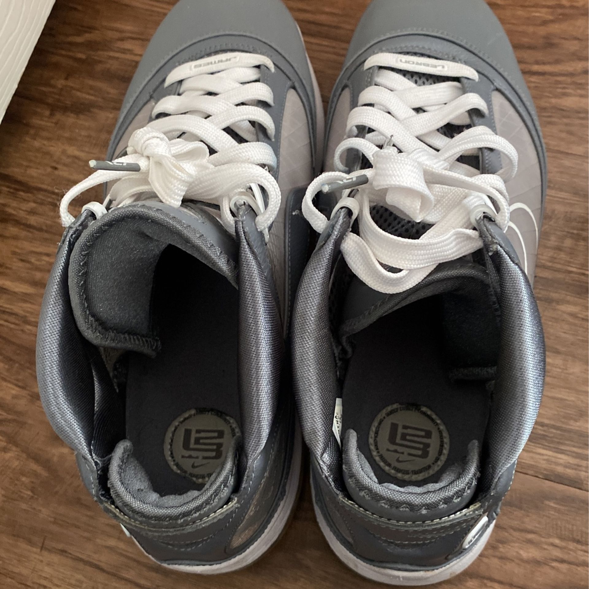 Lebron Cool Grey 7
