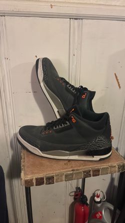 Jordan 3 retro “Fear”