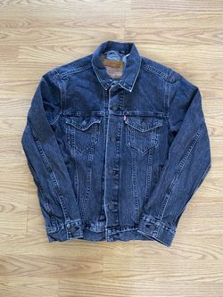 Levi’s Big E Jean Jacket Size Small
