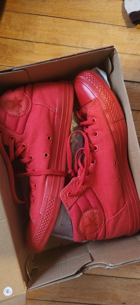 Converse AllStar All-Red Size 9