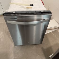 Whirlpool Stainless steel Dishwasher