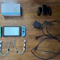 Nintendo Switch 1 - Animal Crossing Edition - Complete set - Local pickup, Cash
