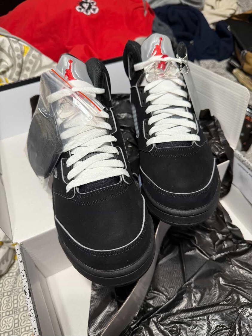 Jordan 5 Retro OG ‘Black Metallic Reimagined’