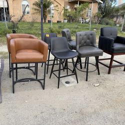 Muebles Y Ropa Y Zandalias