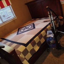 Cherry Wood Queen 🌹 beautiful