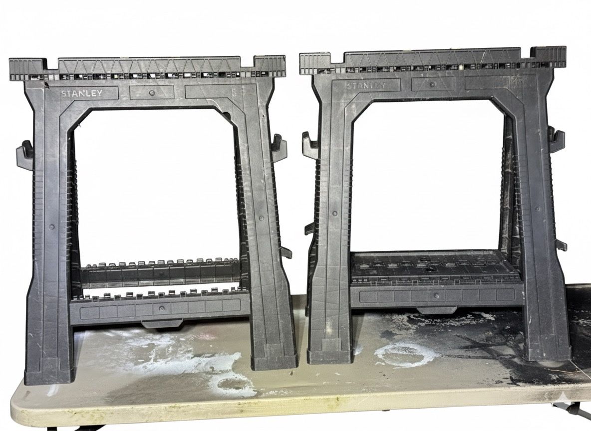 STANLEY FOLDING 1000 LB CAPACITY SAWHORSE (2-PACK)