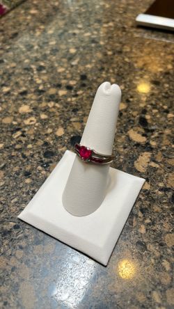 Ruby ring size 8