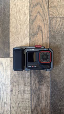 Insta 360 ace pro 2