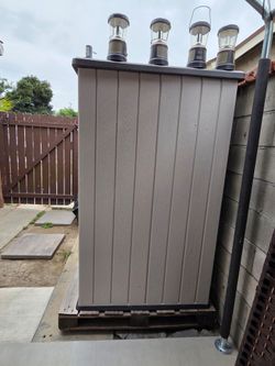 OUTDOOR STORAGE UNIT
