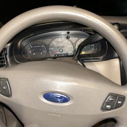 2002 Ford Taurus