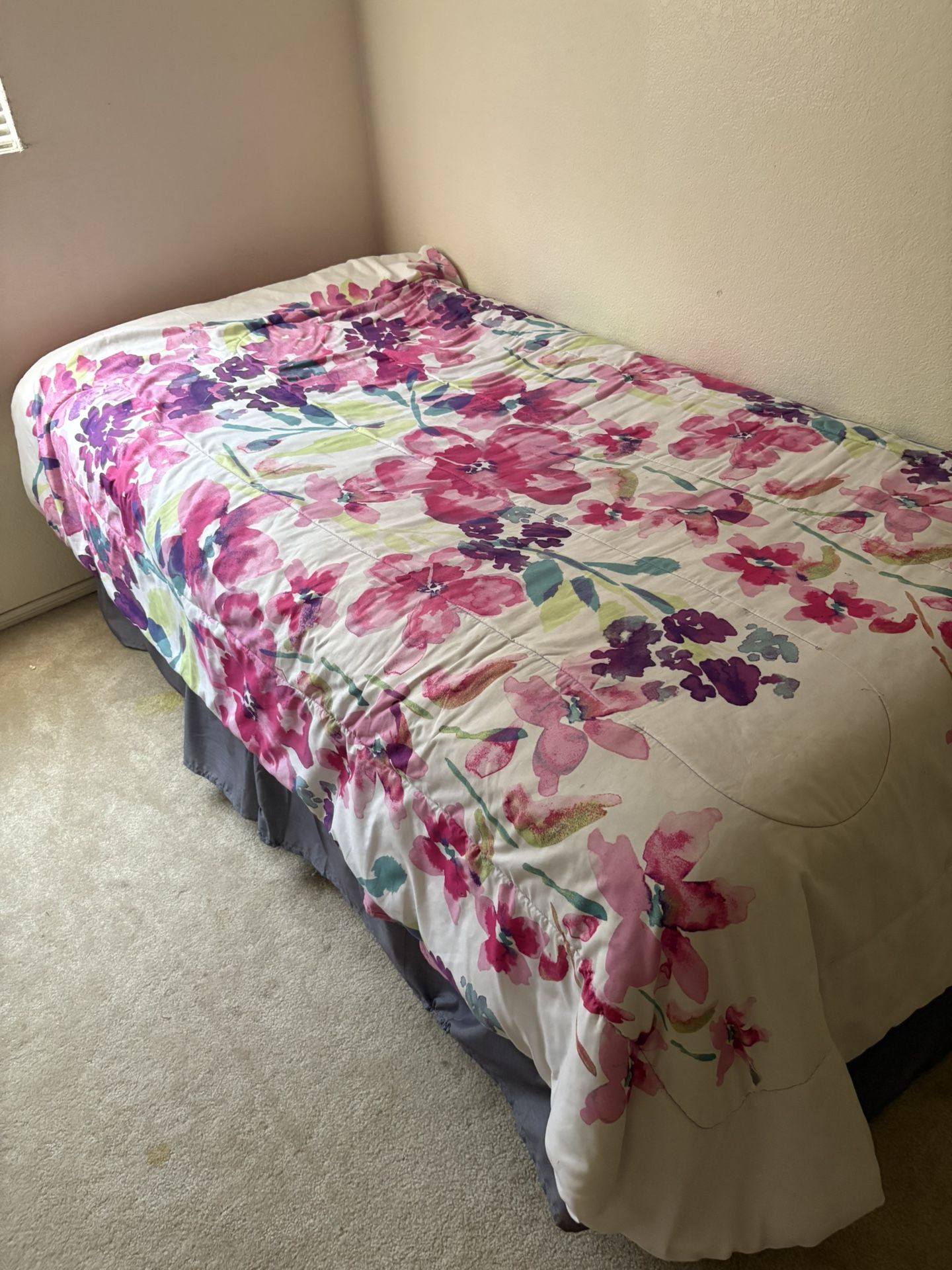 Twin Size Bed & Frame