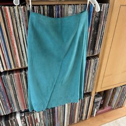 PRICE DROP: VTG NW/OT Lined, (CUT OUT With Unusual Hem)TEAL LAMBSKIN SUEDE PENCIL SKIRT by ST. VINCENT, 2
