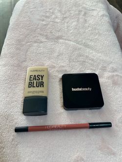 Huda Beauty makeup