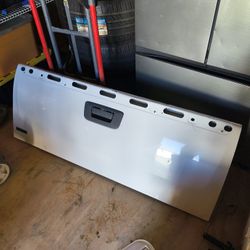 07-13 Silverado/Gmc Tailgate
