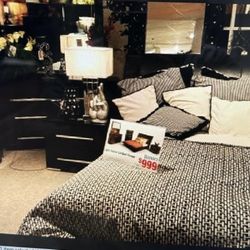 Only Bed Queen Size 