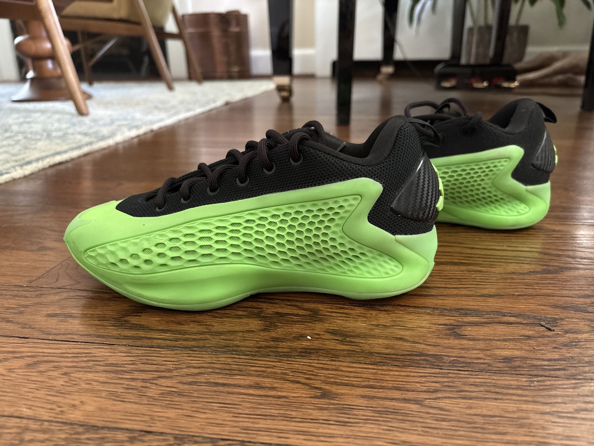 Adidas, Anthony Edwards (AE) 1 low top boys basketball shoes, size 4.5, $50