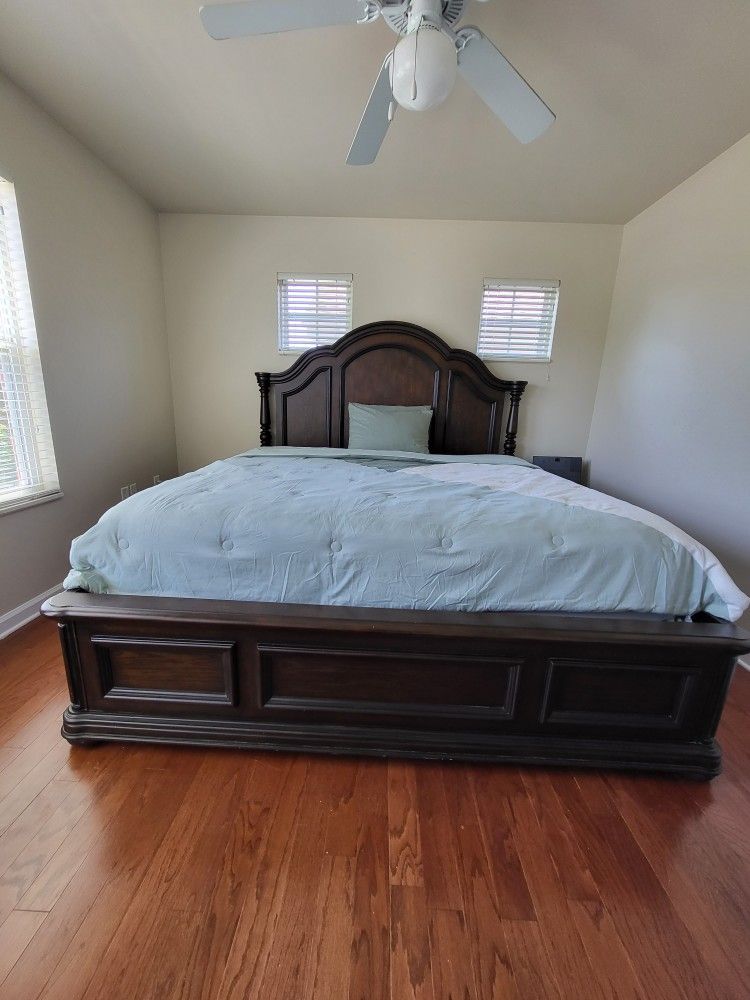 Havertys King-size Bed Frame And Mattress