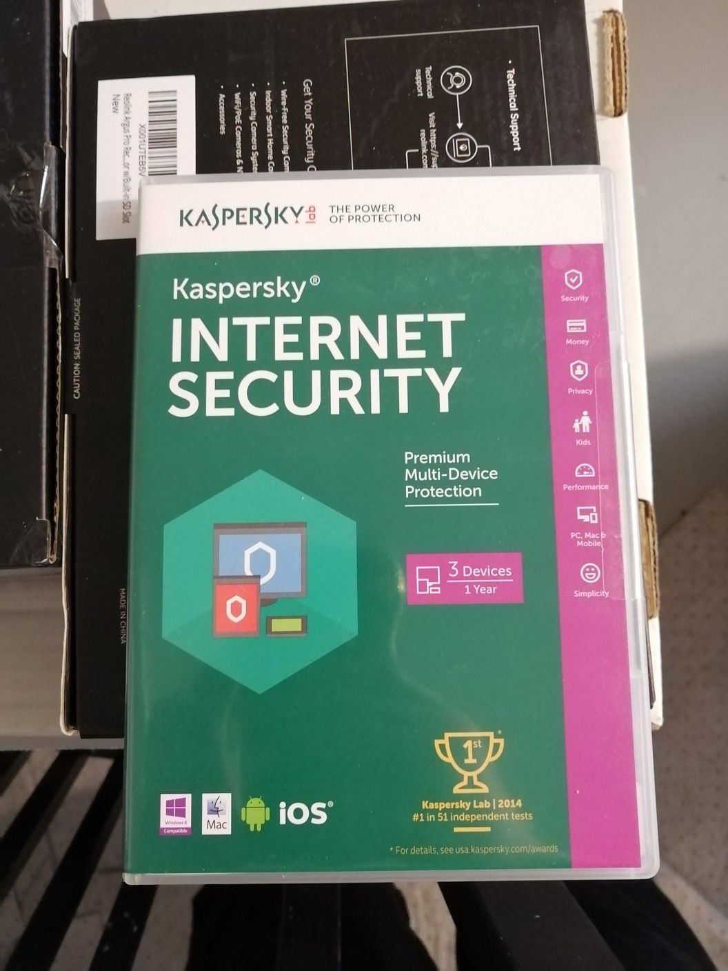 New Kaspersky internet security 2016 (3 Devices)