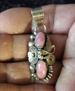 Beautiful Navajo Sterling Silver Pendent