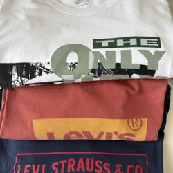 Levi’s Man shirts 