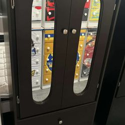 Tall Closet With Mirrors 