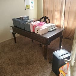 XL Beautiful Antique Executive Desk -  Oak - High Quality