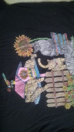 Cat lovers' black shirt