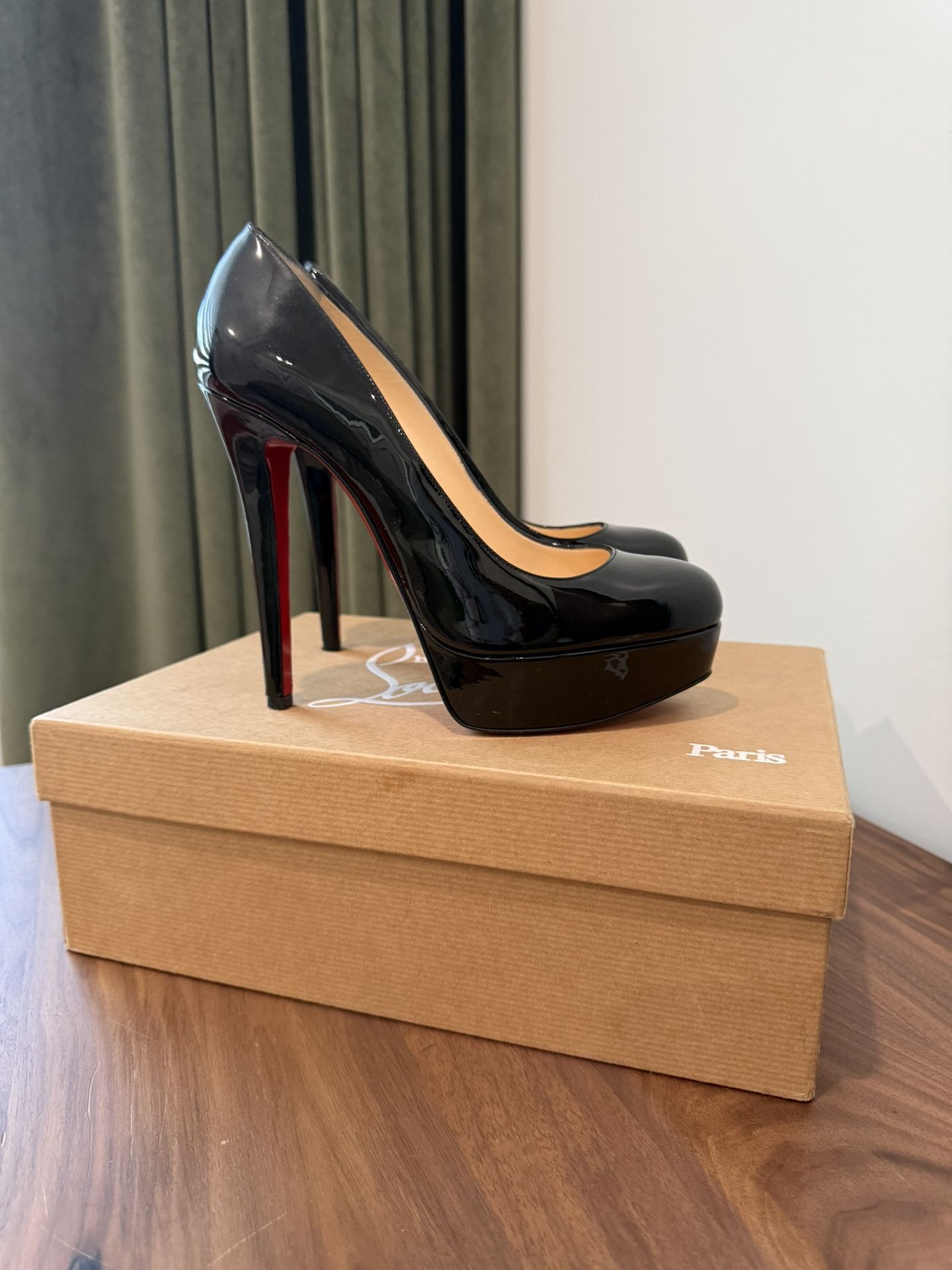 Christian Louboutin Patent Bianca 120 Pumps 36.5