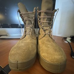 Combat Issue Boots 