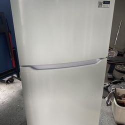 Frigidaire Refrigerator