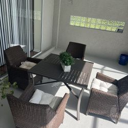Outdoor Furniture 