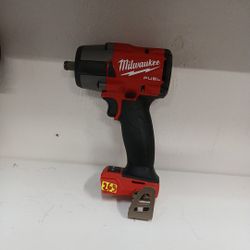 Milwaukee New Fuel M18 Brushless Impact Wrench 