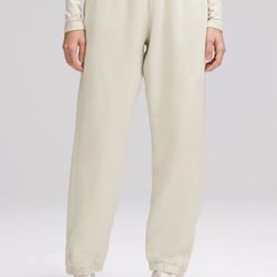 Lululemon x Peloton Scuba Mid-Rise Oversized Jogger L size Bone color NWT