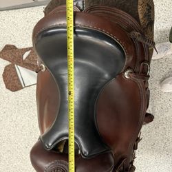 Western Saddle and Pad