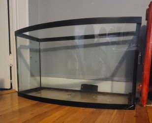 40" Curved Front  Fish Tank
