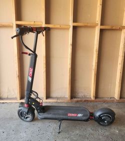 Zero 9 Electric Scooter — Charger Included — Holds Charge