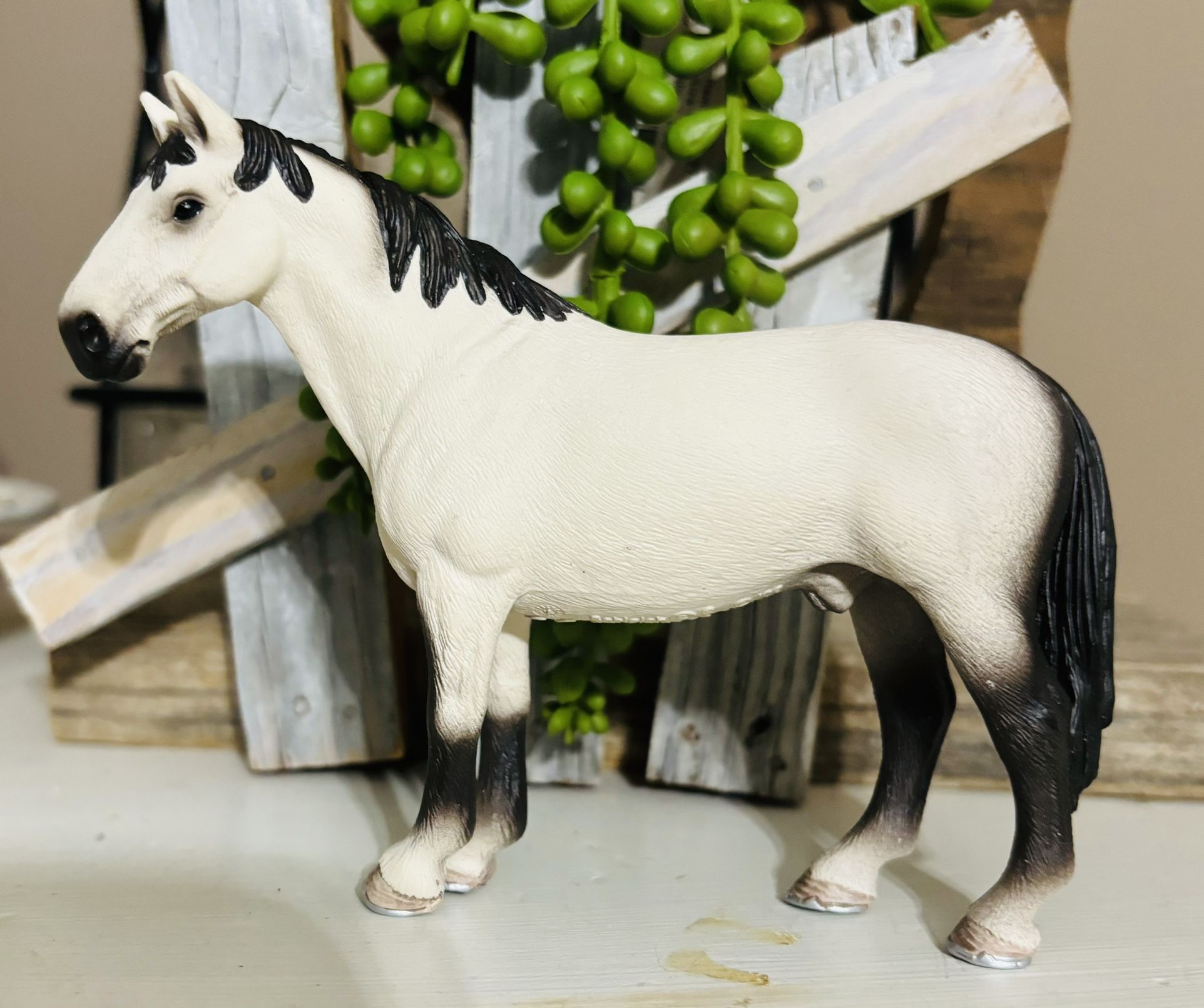 RETIRED Schleich Hanoverian Stallion