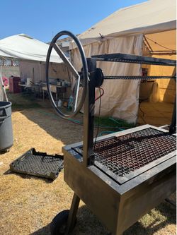 Heavy duty Santa Maria grill