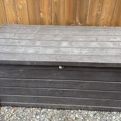 Keter 150 Gallon Resin Large Deck Box