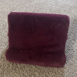 iPad Fluffy Holder