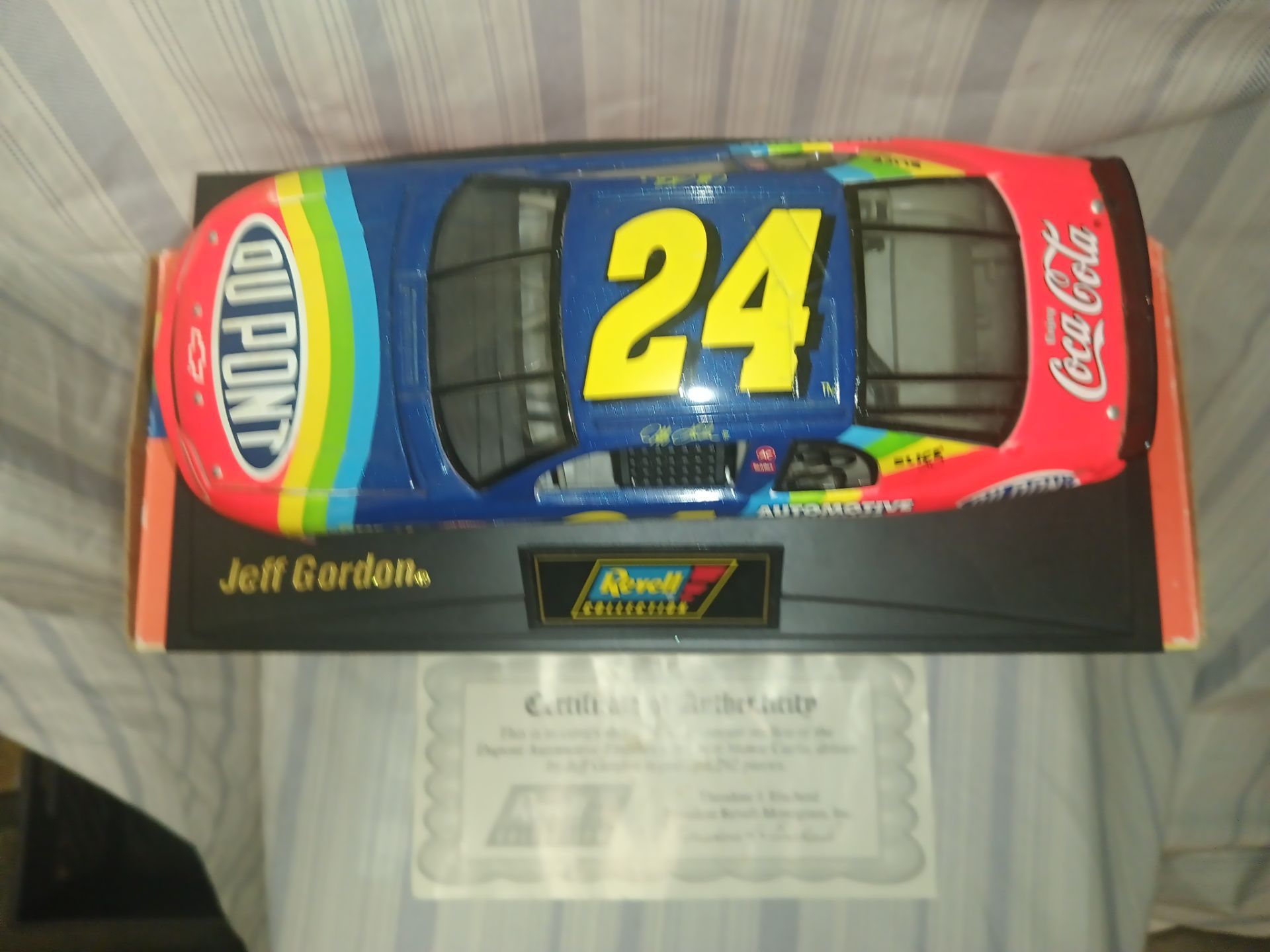 Jeff Gordon 1/24 scale car