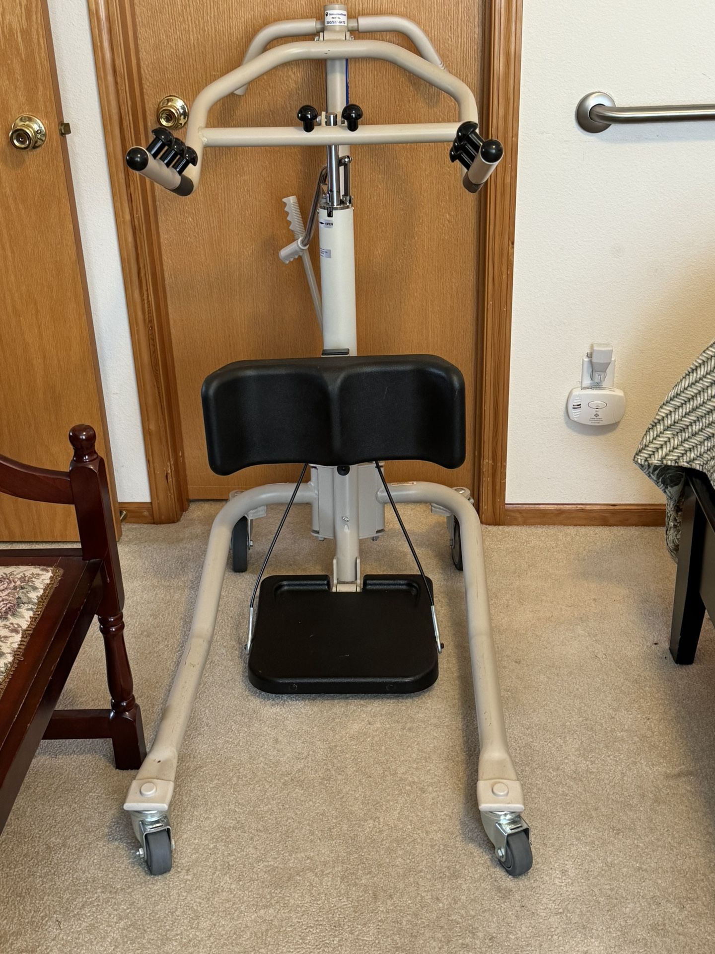 Sit To Stand Lift